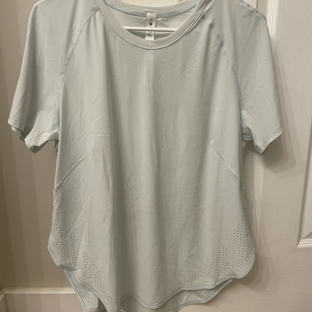 Lululemon shirt
